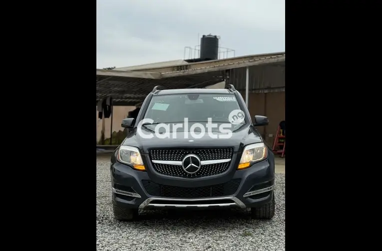 FOREIGN USED 2014 MERCEDES BENZ GLK350 FULL OPTION for sale in Abuja, FCT - photo 1 of 5
