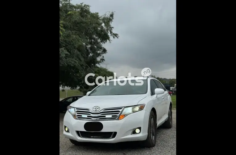 2011 KEYLESS TOYOTA VENZA - 2/5