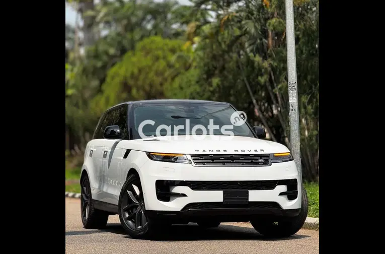 FOREIGN USED 2024 RANGE ROVER SPORT