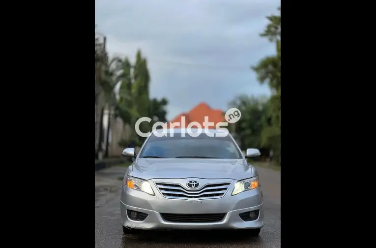 2009 TOYOTA CAMRY