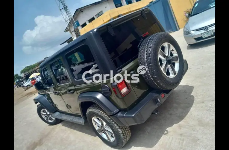 FOREIGN USED 2021 JEEP WRANGLER SAHARA for sale in Lagos, Lagos - thumbnail 4