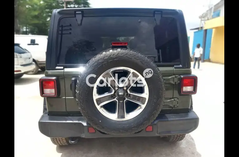 FOREIGN USED 2021 JEEP WRANGLER SAHARA for sale in Lagos, Lagos - thumbnail 5