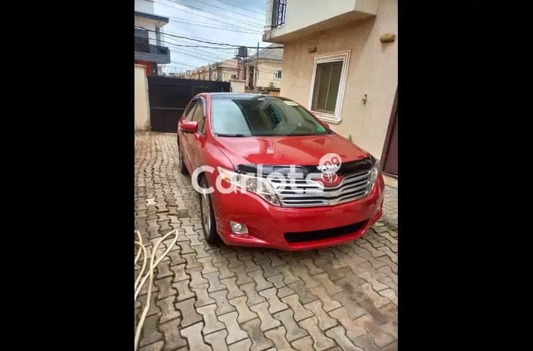 FOREIGN USED 2010 TOYOTA VENZA AWD V6 FULL OPTION for sale in Ajah, Lagos - thumbnail 1