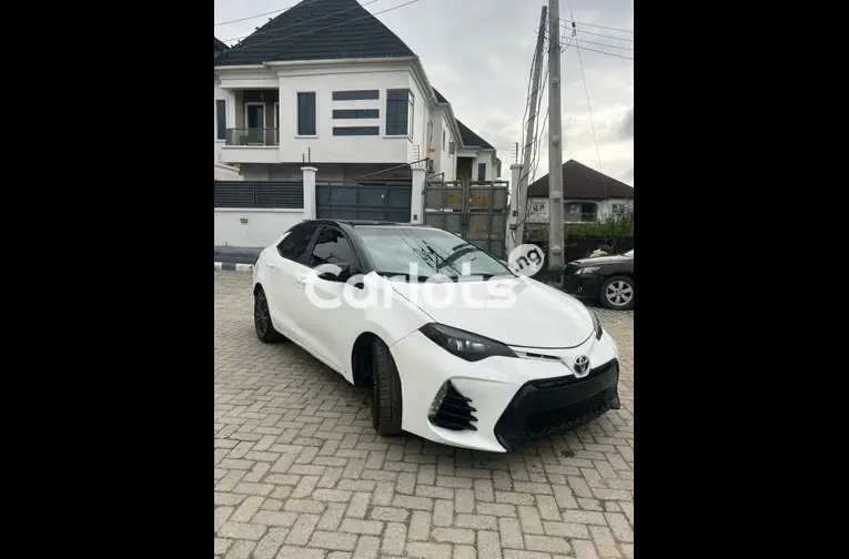 Toyota Corolla 2016 upgraded to 2019 - 4/5