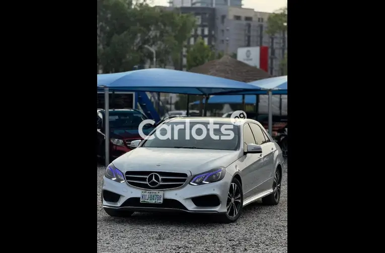 2011 MERCEDES E350 - 3/5