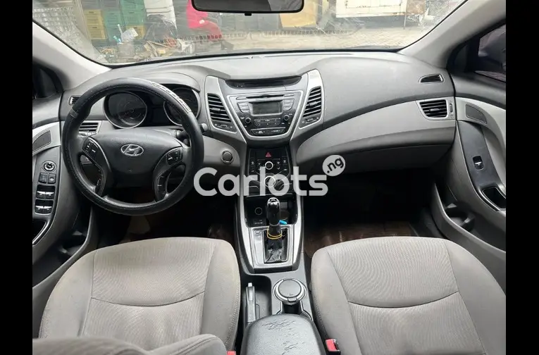 Clean Nigerian Used 2015 Hyundai Elantra GLS for sale in Lagos - thumbnail 2