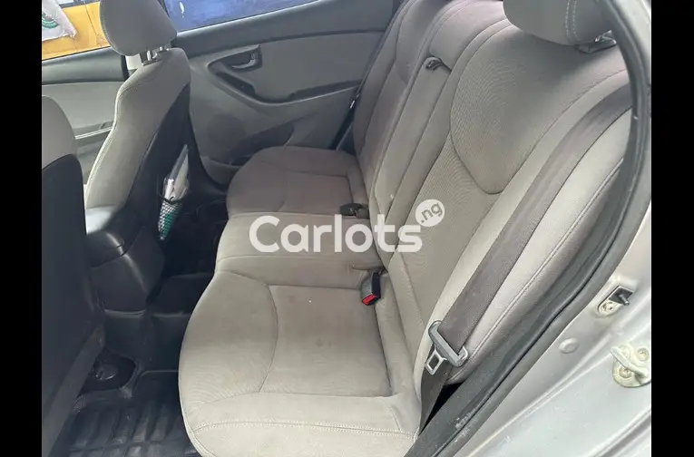 Clean Nigerian Used 2015 Hyundai Elantra GLS for sale in Lagos - photo 3 of 5
