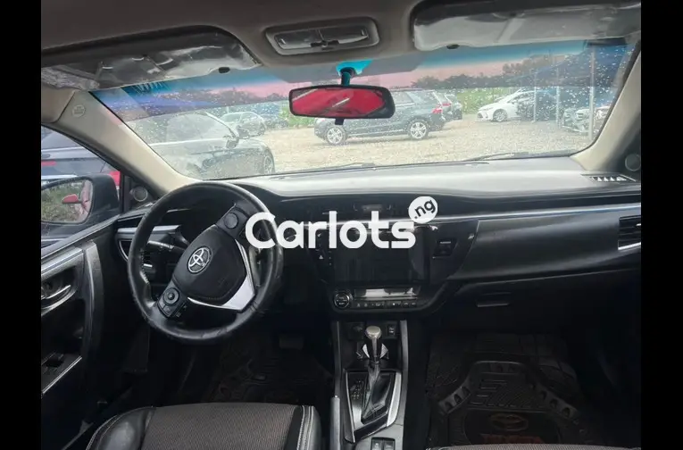 2014 TOYOTA COROLLA - 2/5