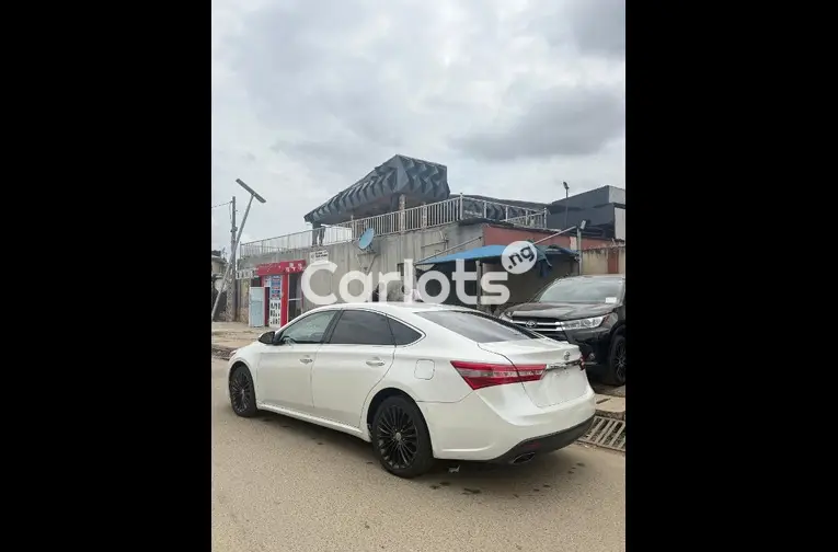 FORIEGN USED 2014 TOYOTA AVALON for sale in Lagos, Lagos - thumbnail 5