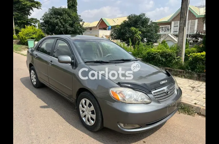 TOKS STANDARD FIRST BODY 2006 TOYOTA COROLLA for sale in Abuja