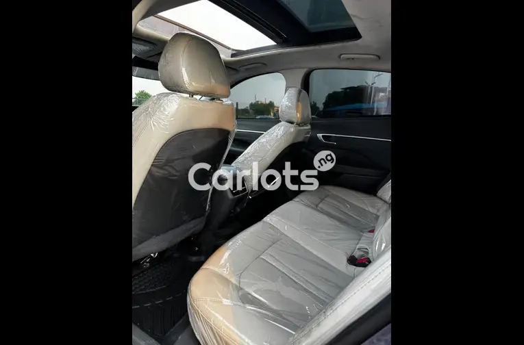 Foreign Used 2020 HYUNDAI SONATA for sale in Garki, FCT - photo 4 of 5