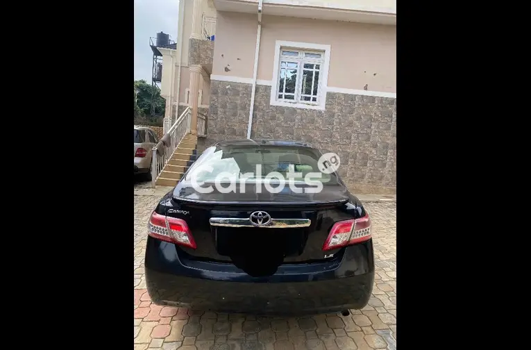 Nigerian Used 2011 TOYOTA CAMRY LE for sale in Abuja, FCT - photo 4 of 5