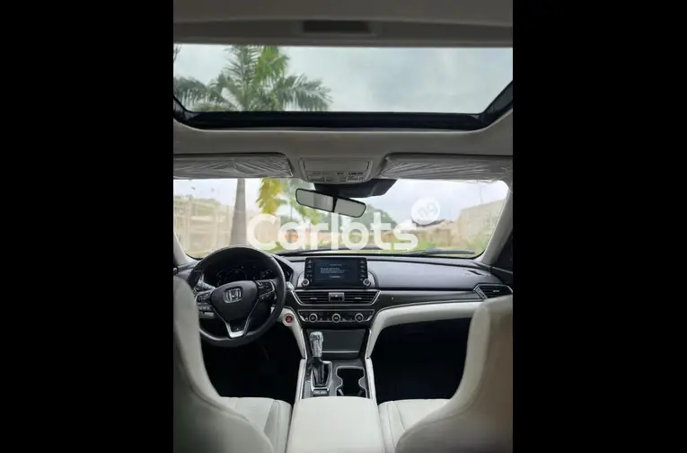 FOREIGN USED 2018 HONDA ACCORD TOURING for sale in Abuja, FCT - thumbnail 3