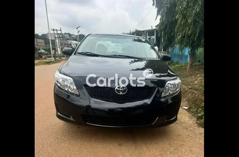 Nigerian Used 2010 TOYOTA COROLLA for sale in Abuja, FCT