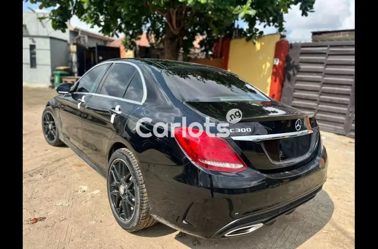 2017 MERCEDES BENZ C300 - 5/5