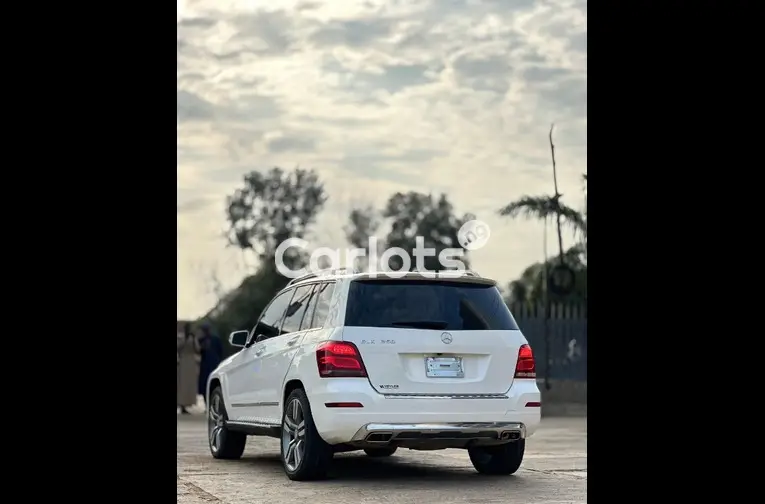 Nigerian Used 2014 MERCEDES BENZ GLK350 FULL OPTION for sale in Kaduna - photo 5 of 5
