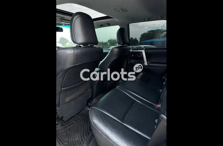 Nigerian Used 2012 TOYOTA 4RUNNER for sale in Garki, FCT - photo 4 of 5