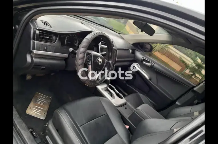 Nigerian Used 2014 TOYOTA CAMRY for sale in Abuja, FCT - thumbnail 2