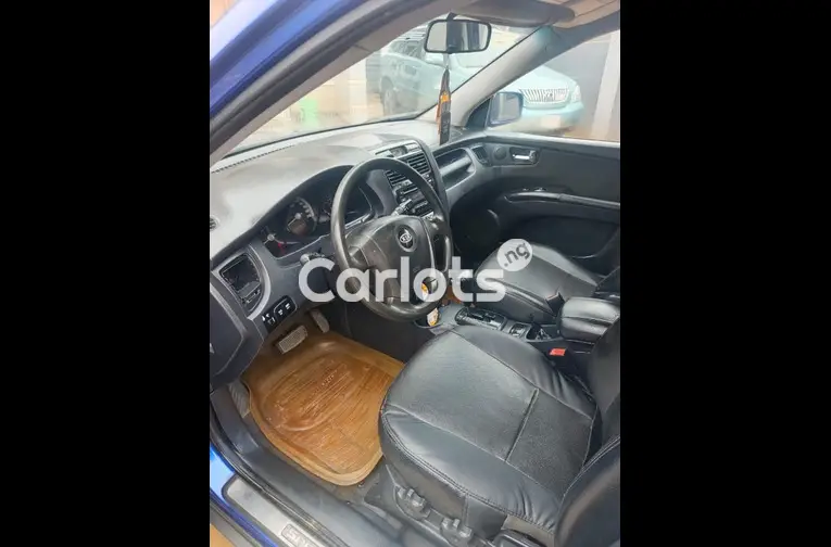 Foreign Used CLEAN FIRST BODY 2007 KIA SPORTAGE V4 for sale in Ipaja, Lagos - thumbnail 2