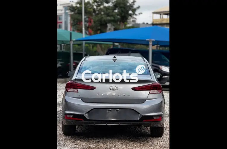 HYUNDAI ELANTRA 2019 - 4/4