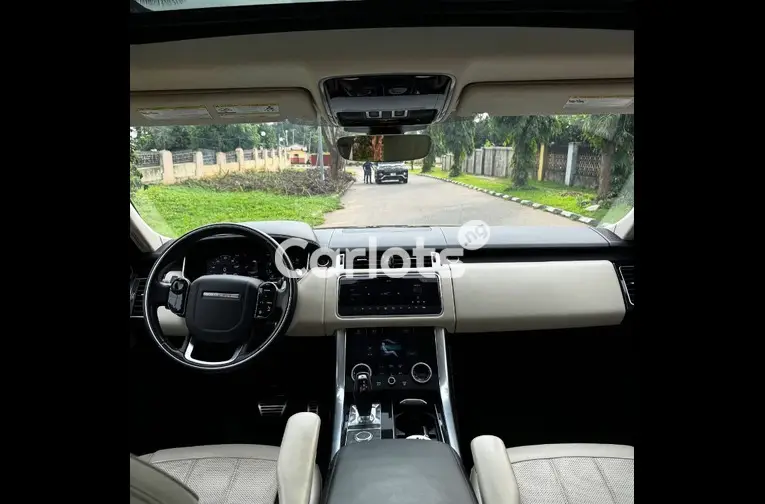 FOREIGN USED 2020 RANGE ROVER SPORT P525 for sale in Abuja, FCT - thumbnail 2