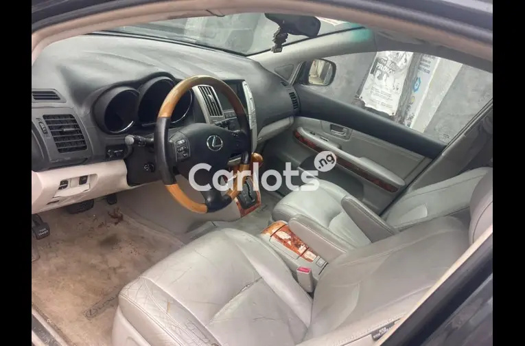FOREIGN USED 2006 LEXUS RX330 FULL OPTION - 2/5