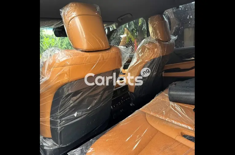 BRAND NEW 2024 LEXUS LX600 for sale in Abuja, FCT - photo 4 of 5