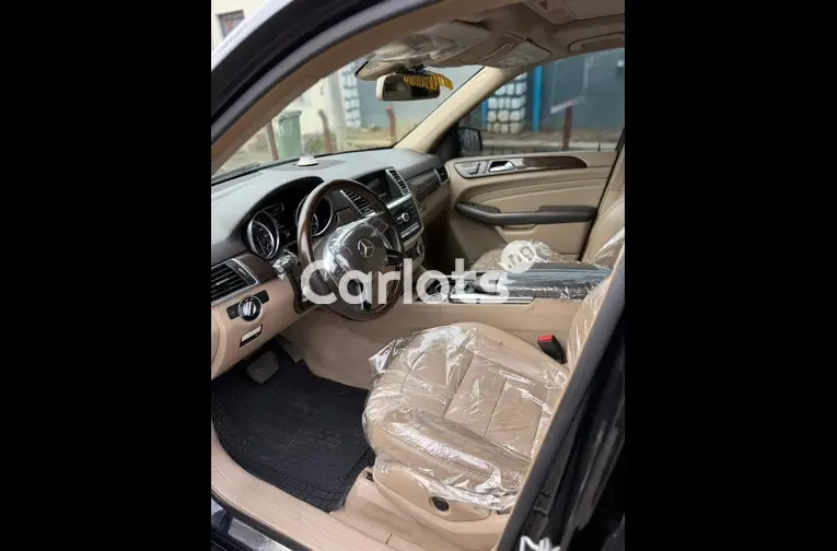 2014 MERCEDES BENZ ML350 for sale in Abuja, FCT - thumbnail 2