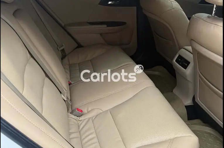 CLEAN NIGERIAN USED HONDA ACCORD 2013 MODEL for sale in Abuja, FCT - photo 2 of 7