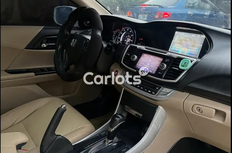 CLEAN NIGERIAN USED HONDA ACCORD 2013 MODEL for sale in Abuja, FCT - photo 3 of 7