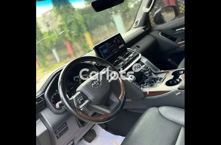 2023 TOYOTA LAND CRUISER GX.R for sale in Abuja, FCT - photo 3 of 7