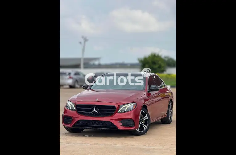 Nigerian Used 2017 MERCEDES BENZ E300 FULL OPTION for sale in Abuja, FCT