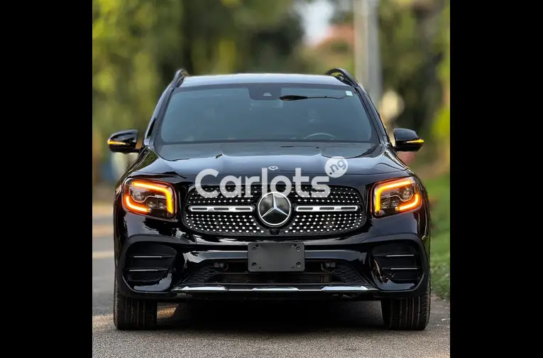 FOREIGN USED 2021 MERCEDES BENZ GLB250 for sale in Abuja, FCT - thumbnail 2