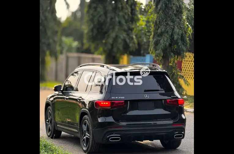 FOREIGN USED 2021 MERCEDES BENZ GLB250 for sale in Abuja, FCT - photo 6 of 7