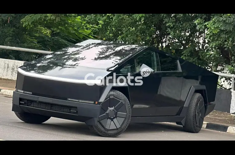 BRAND NEW 2024 CYBERTRUCK TESLA BEAST