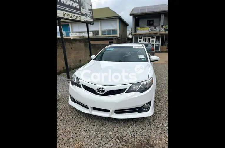 FOREIGN USED 2014 TOYOTA CAMRY SE LAST BATCH for sale in Abuja, FCT