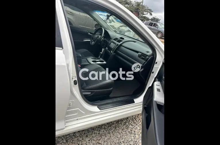 FOREIGN USED 2014 TOYOTA CAMRY SE LAST BATCH for sale in Abuja, FCT - thumbnail 4