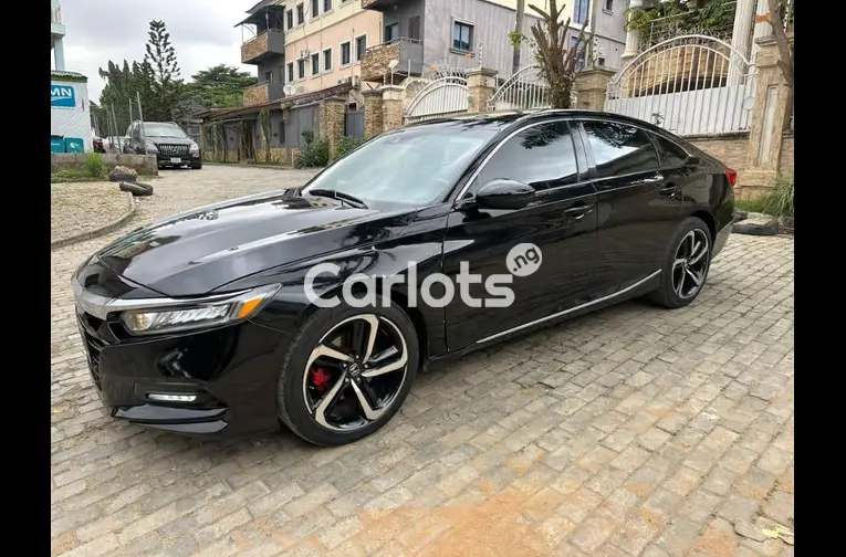 2018 GEAR-LESS HONDA ACCORD FULL OPTION for sale in Abuja, FCT - photo 2 of 5