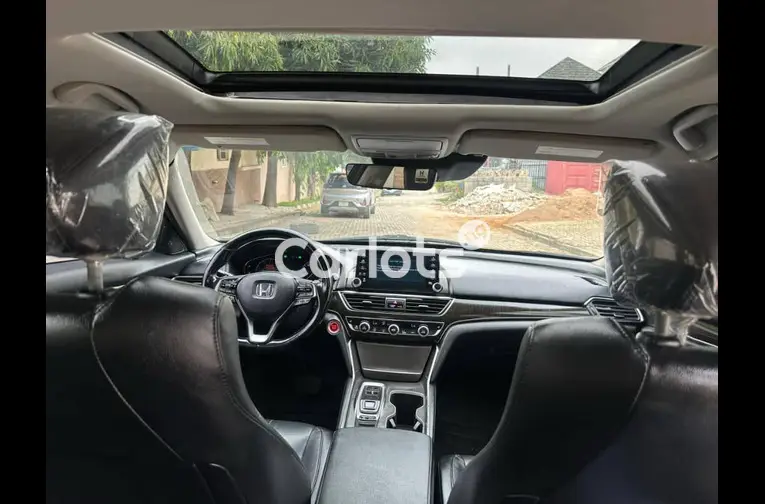 2018 GEAR-LESS HONDA ACCORD FULL OPTION for sale in Abuja, FCT - thumbnail 3