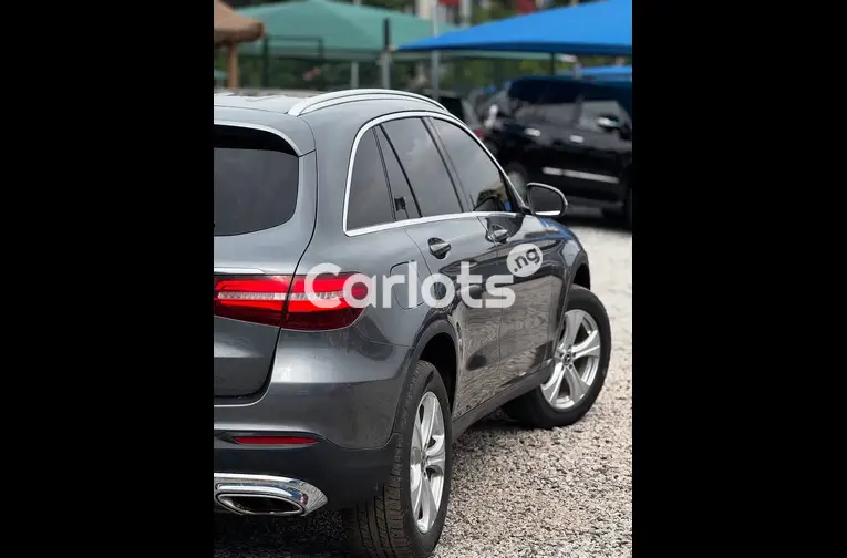 2019 MERCEDES GLC300 - 6/7