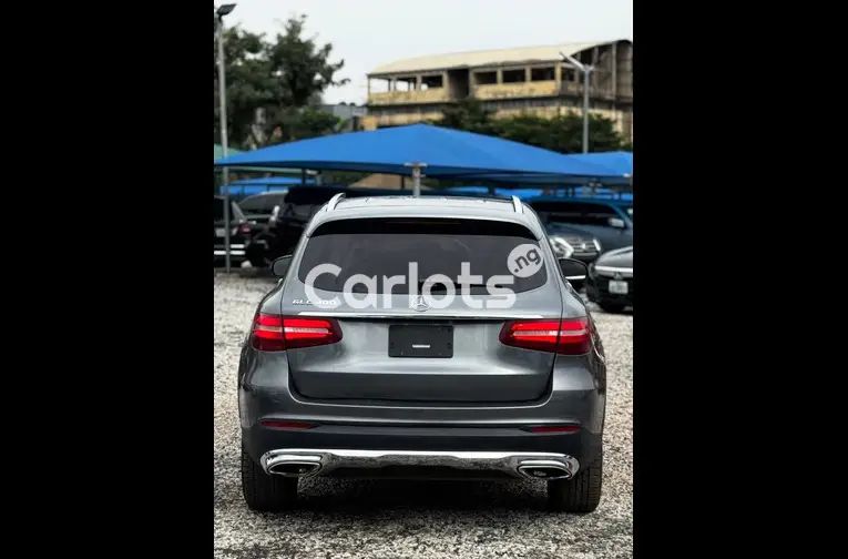 2019 MERCEDES GLC300 - 7/7