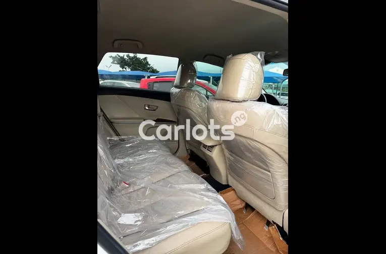 Nigerian Used TOYOTA VENZA 2015 for sale in Garki, FCT - thumbnail 5