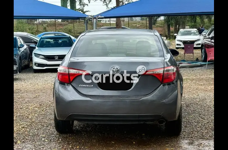 Nigerian Used 2014 TOYOTA COROLLA for sale in Abuja, FCT - thumbnail 5