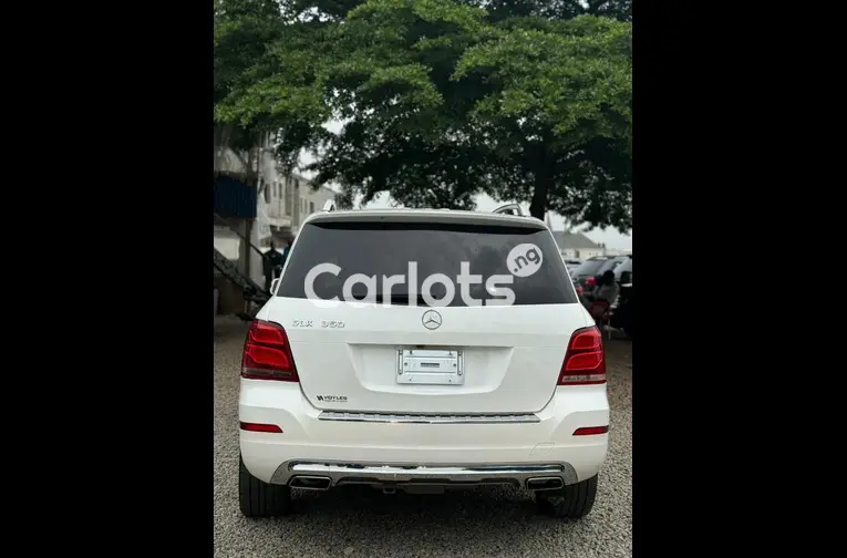 Nigerian Used 2014 MERCEDES BENZ GLK350 FULL OPTION for sale in Abuja, FCT - thumbnail 7