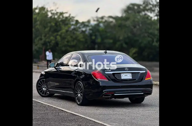 Nigerian Used 2014 MERCEDES BENZ S550 for sale in Abuja, FCT - photo 7 of 7