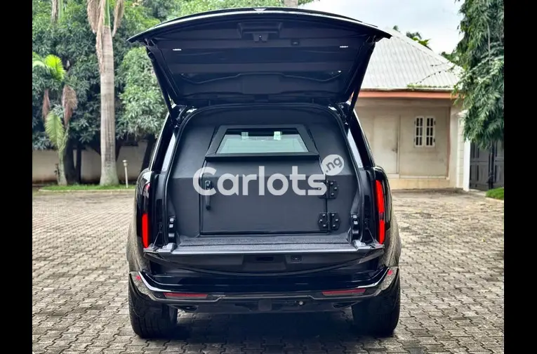 Foreign Used 2024 BULLETPROOF RANGE ROVER VOGUE for sale in Abuja, FCT - thumbnail 5