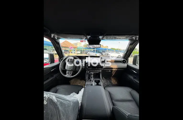 2025 LANDCRUISER PRADO - 2/7
