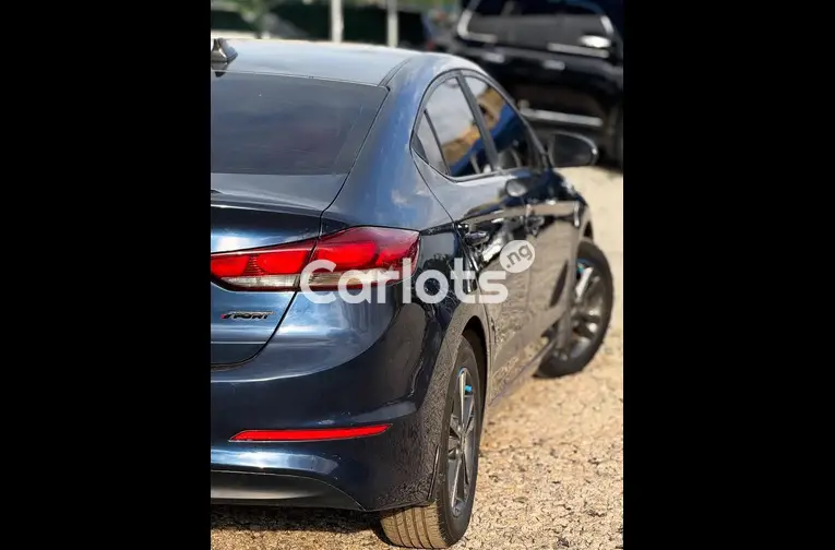 Foreign Used Clean 2012 Hyundai Elantra for sale in Garki, FCT - thumbnail 6