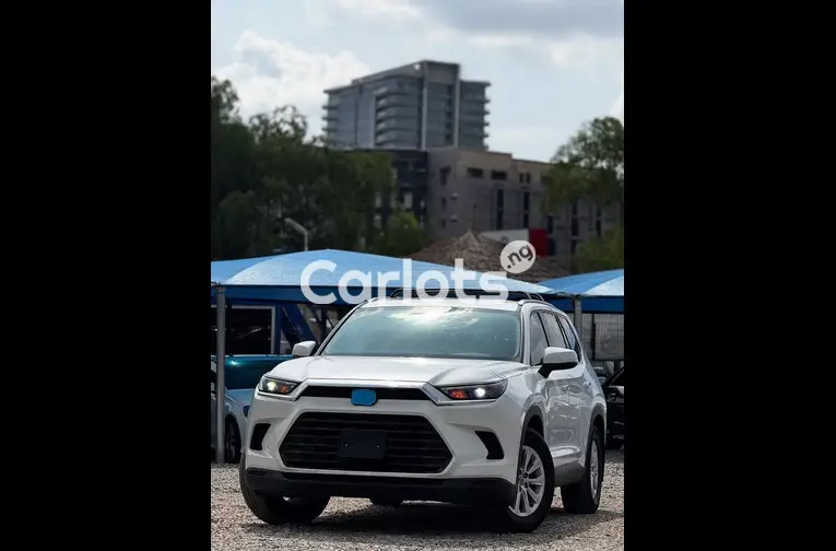 Foreign Used 2024 TOYOTA GRAND HIGHLANDER for sale in Garki, FCT - photo 1 of 7
