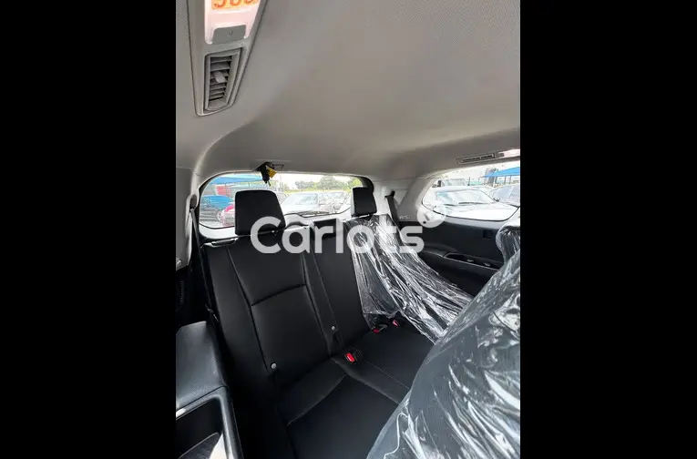 Foreign Used 2024 TOYOTA GRAND HIGHLANDER for sale in Garki, FCT - photo 3 of 7